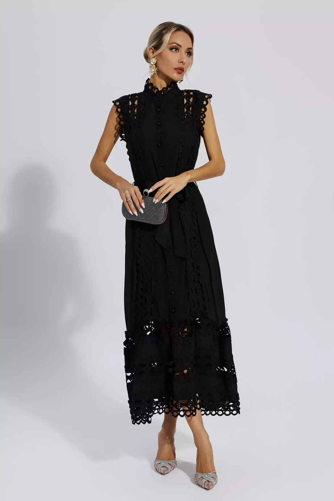 Carlota | Black Sleeveless Hollow Maxi Dress