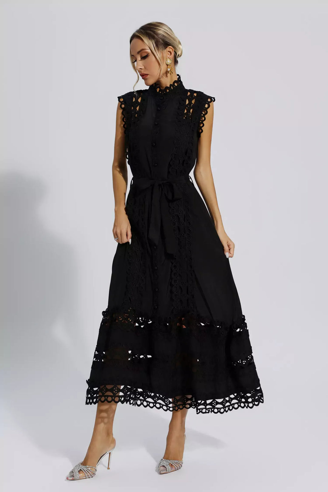 Carlota | Black Sleeveless Hollow Maxi Dress